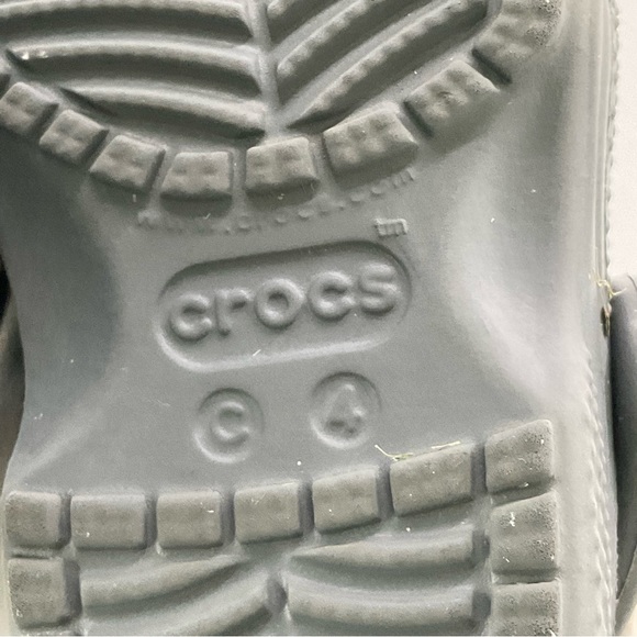 Vans and Croc Toddler shoe lot of three size 4 & 6 - Picture 13 of 13